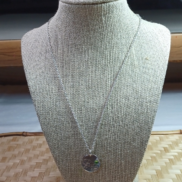 Elegant Silver Pendant Necklace 20 L - Picture 1 of 5